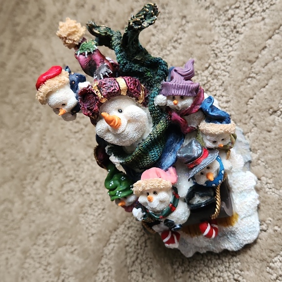 Sledding Snowmen Musical Figurine Christmas - Picture 1 of 6